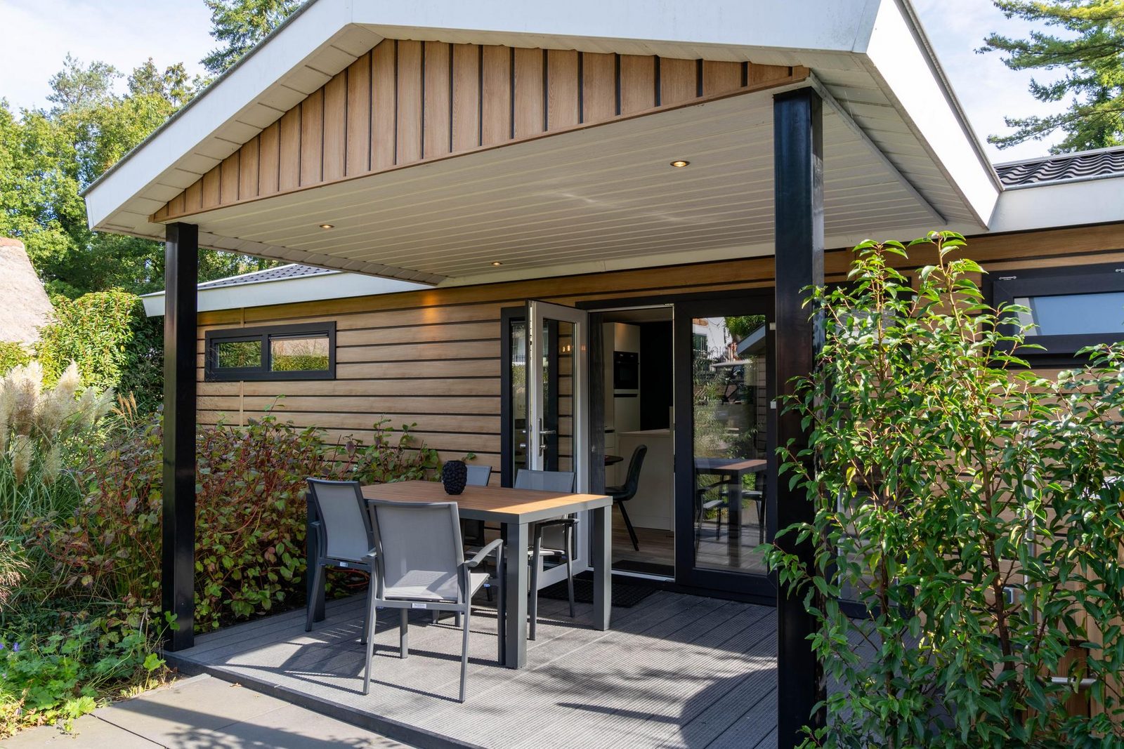 Family Lodge mit Whirlpool | 4 Personen
