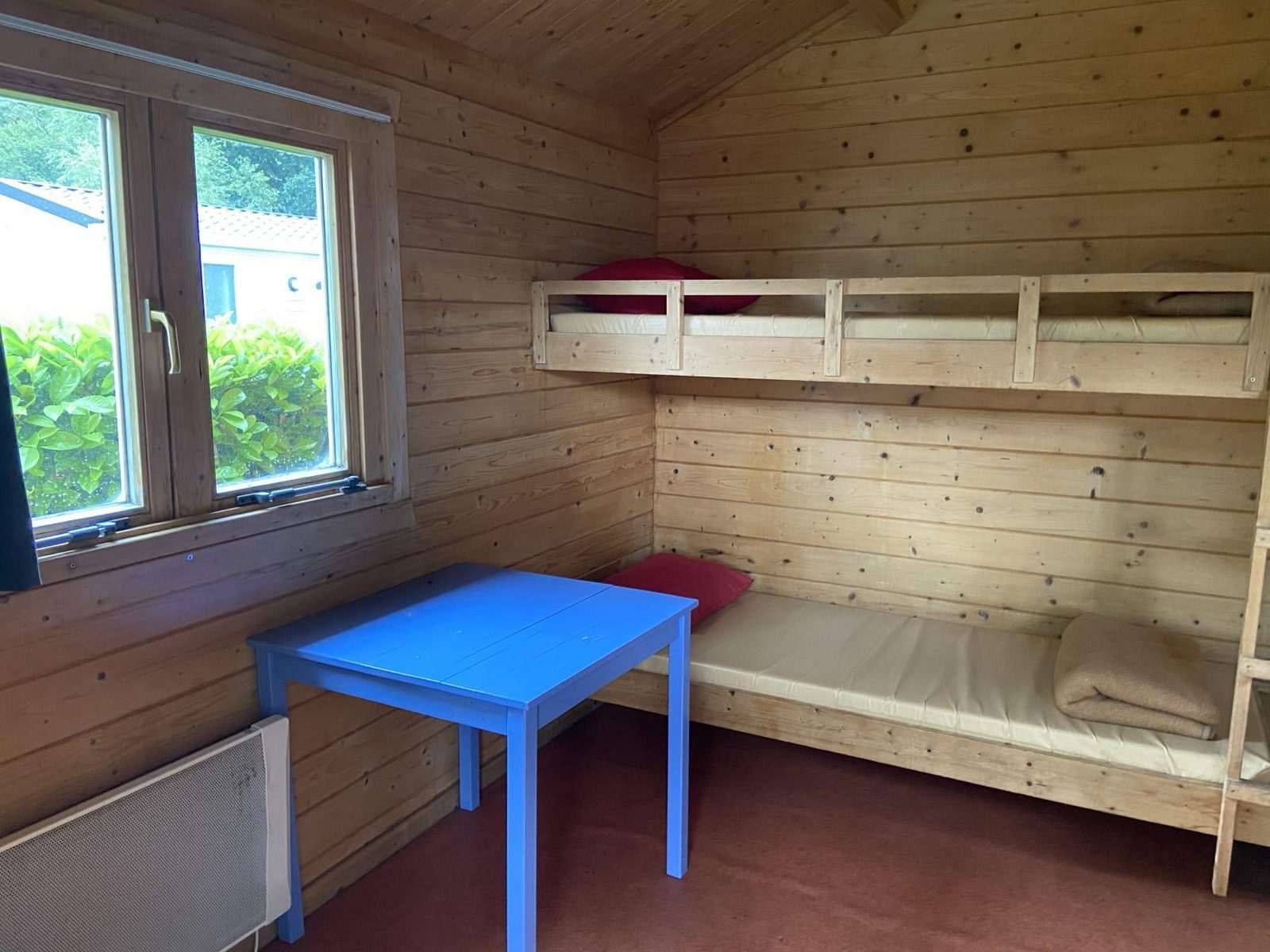 Cabin 5 (vm Hiker's cabin)