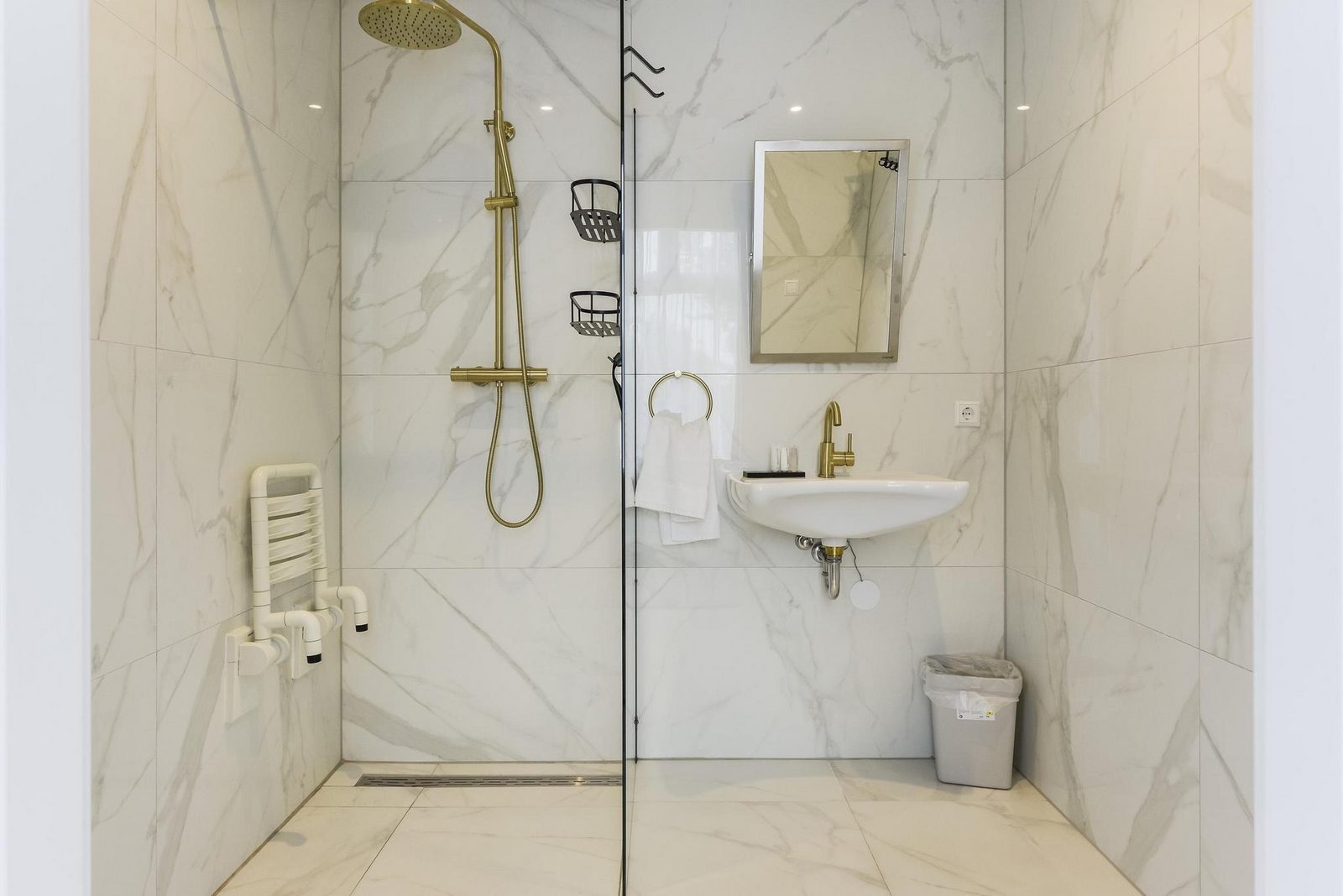 Novallure Hofvliet Short Stay Apartments - Mindervalide kamer