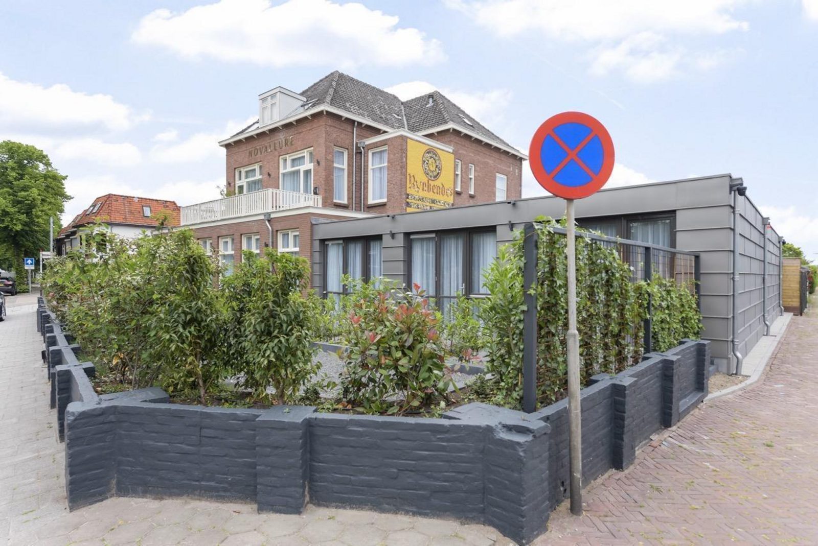 Novallure Hofvliet Short Stay Apartments - Compact Studio met buitenruimte - Voorzijde