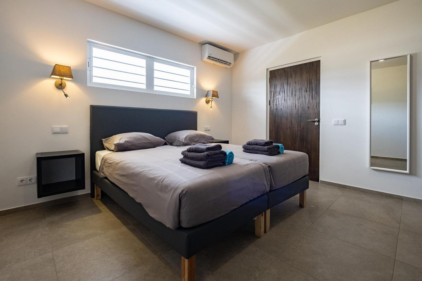 Villa La Familia Retreat