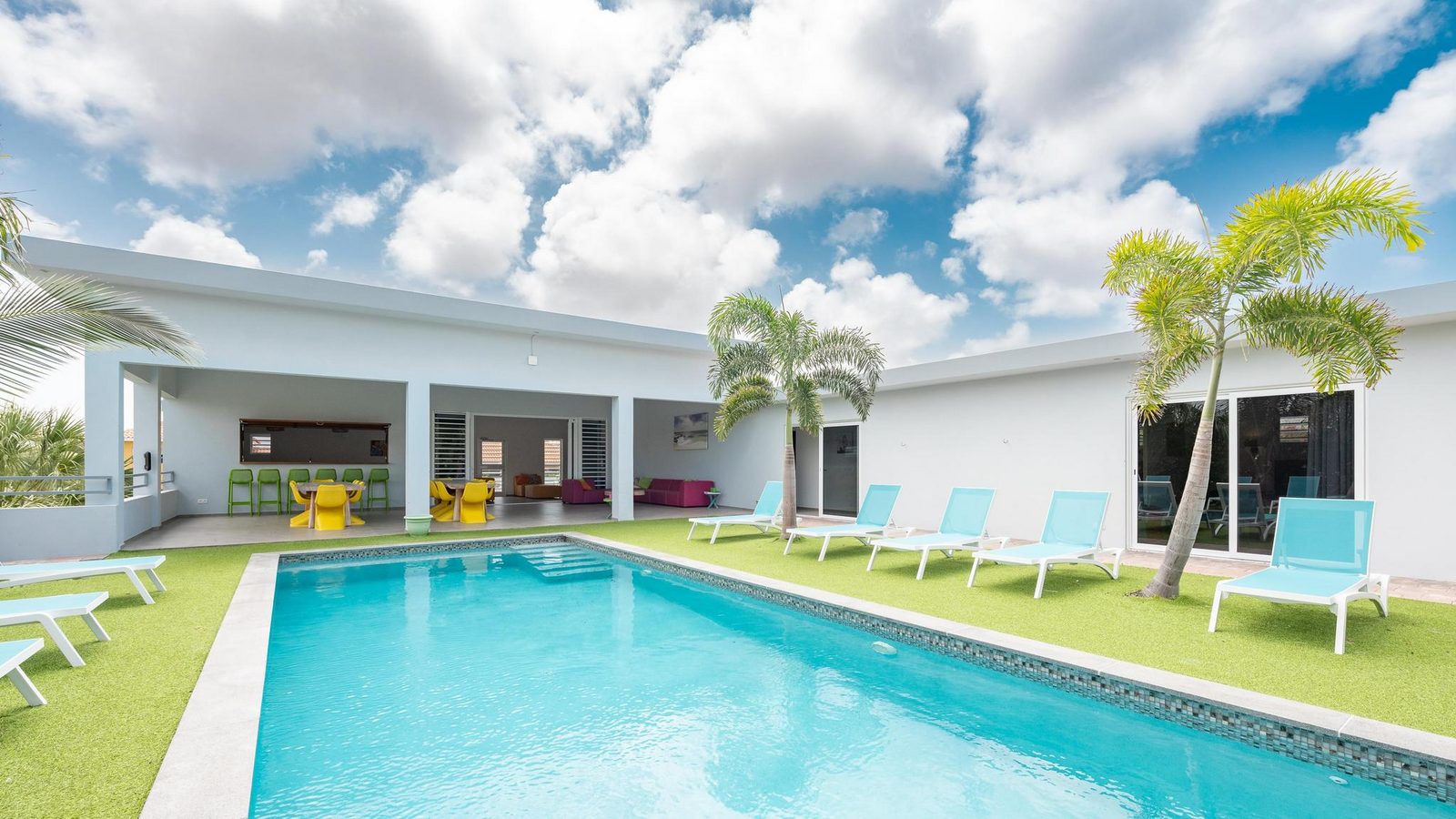 Villa La Familia Retreat