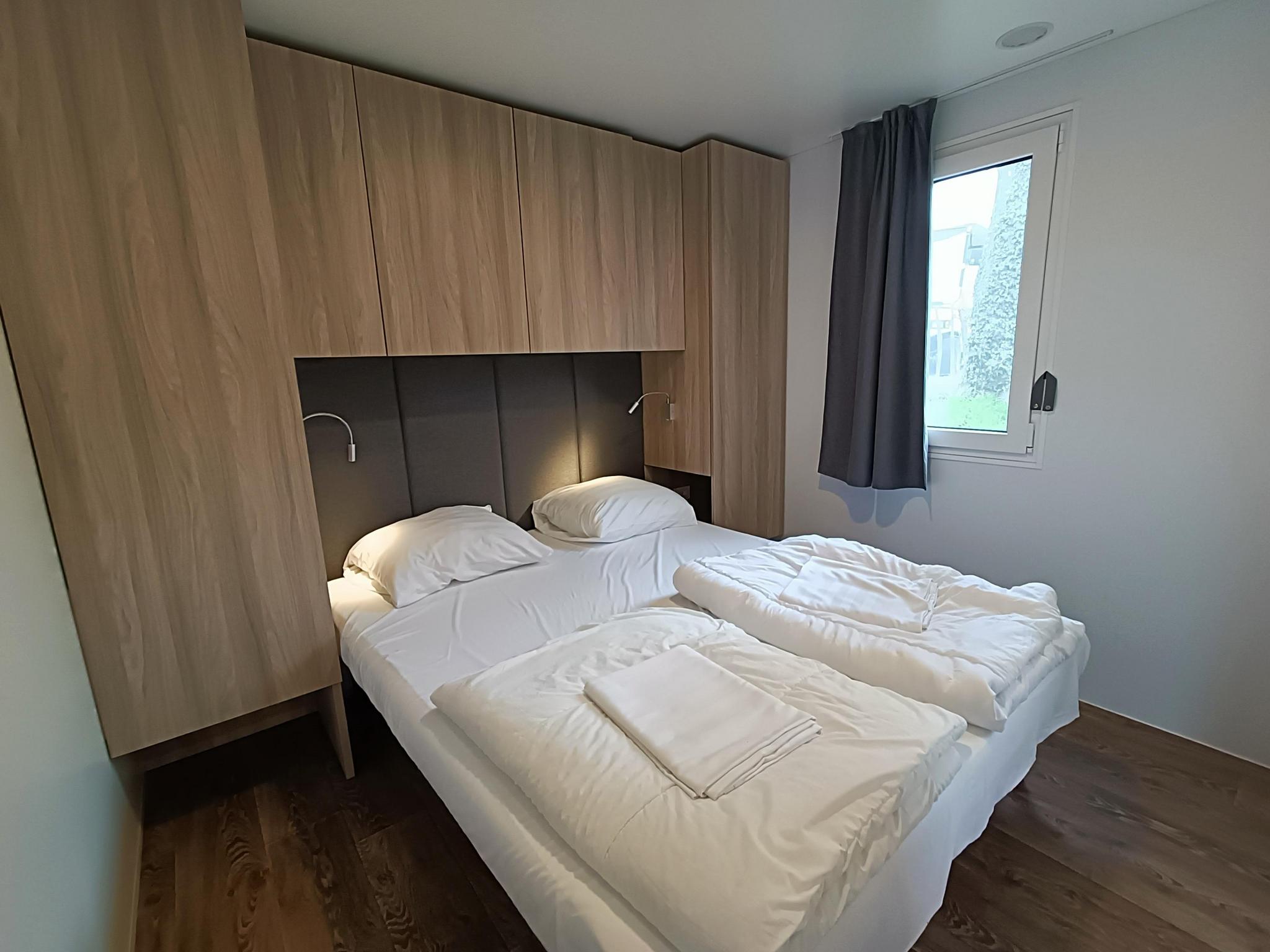 Grandeur Chalet 6 6