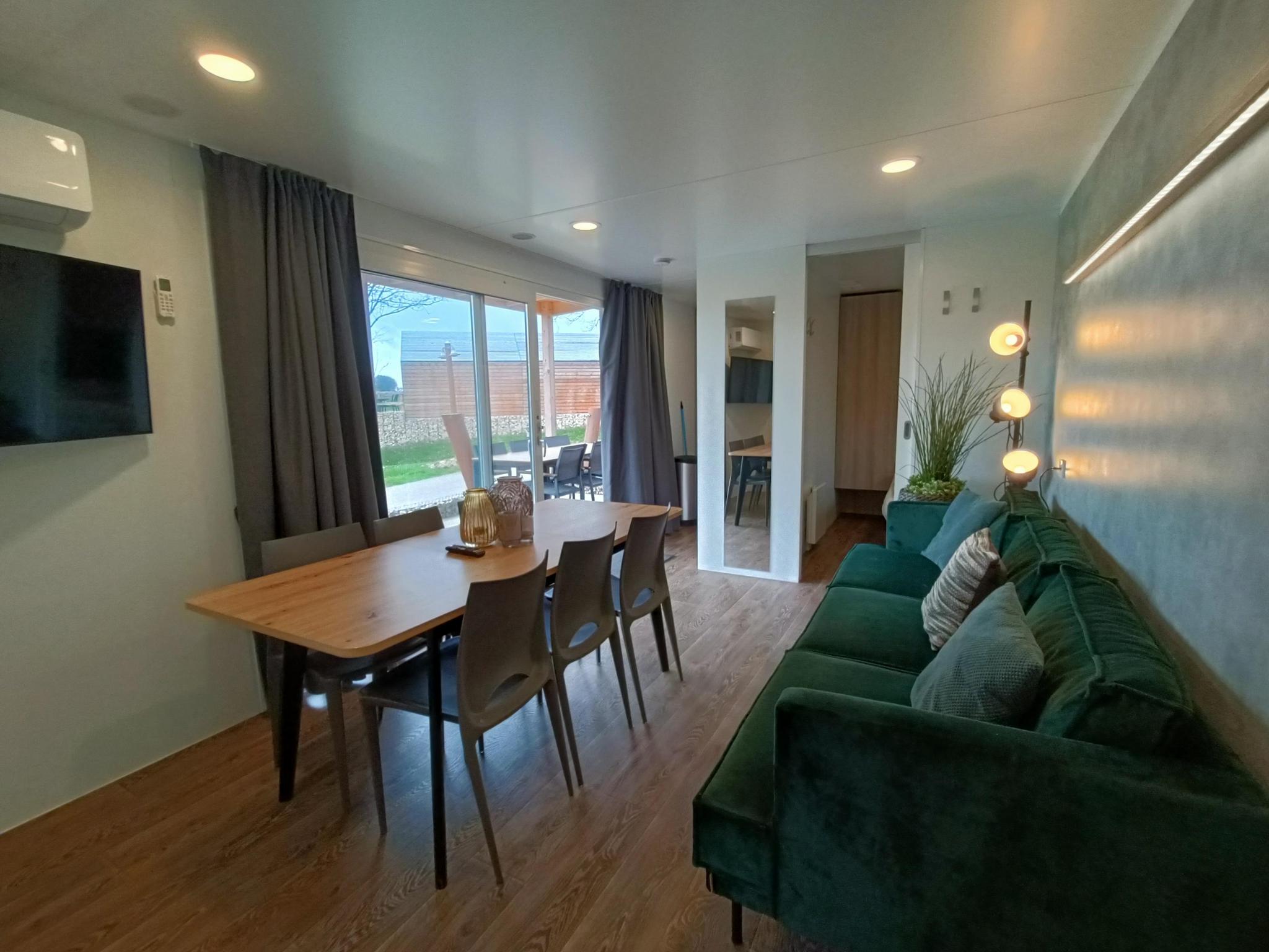 Grandeur Chalet 6 3