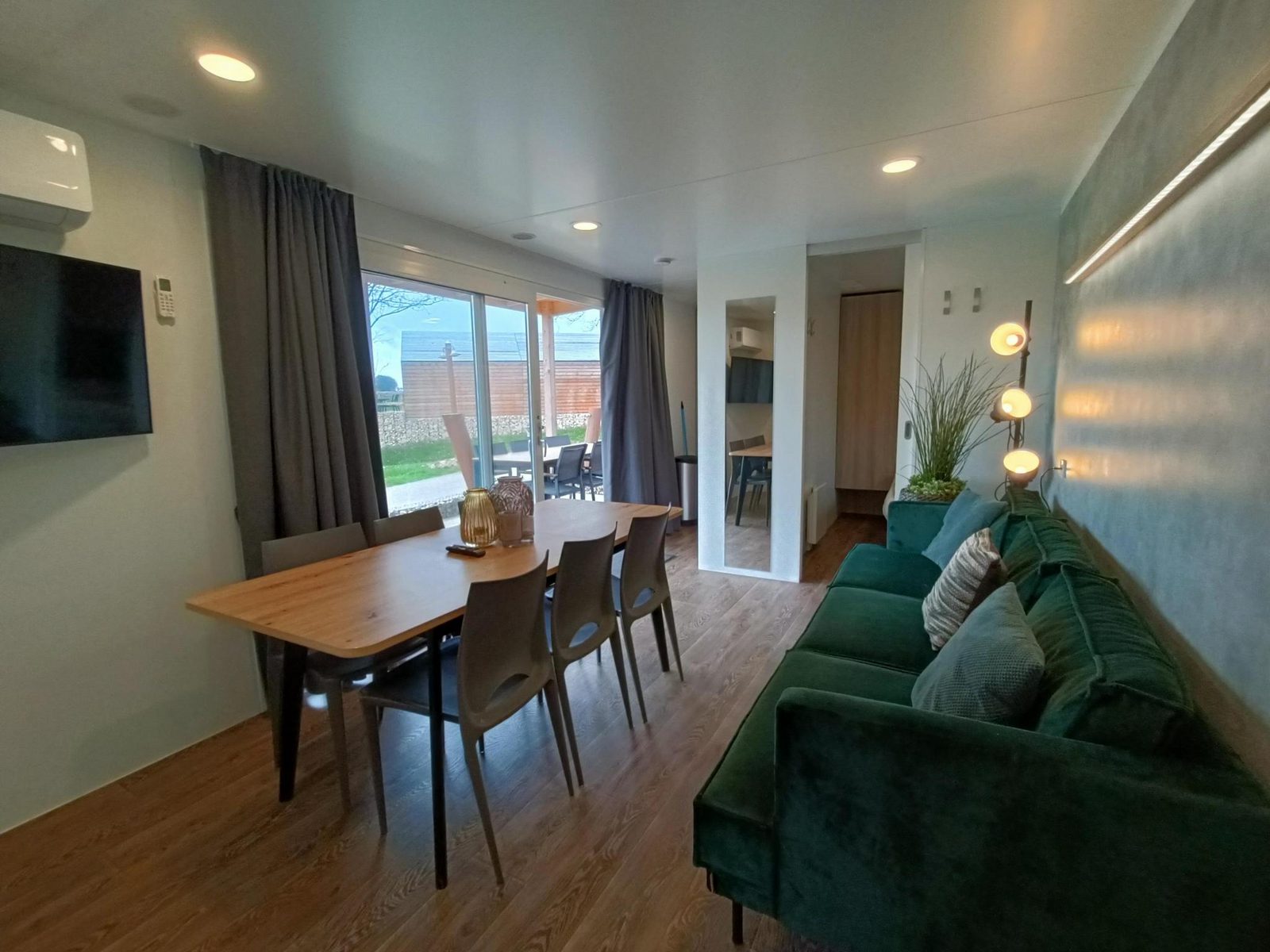 Grandeur Chalet 6