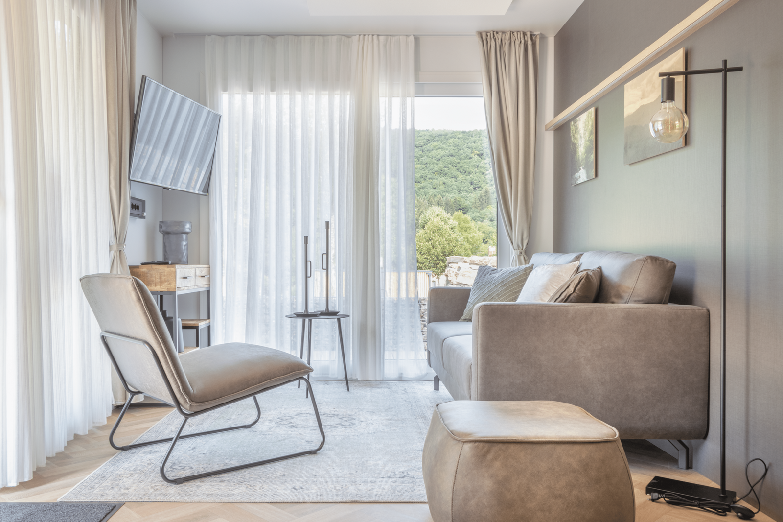 Domus 4+2