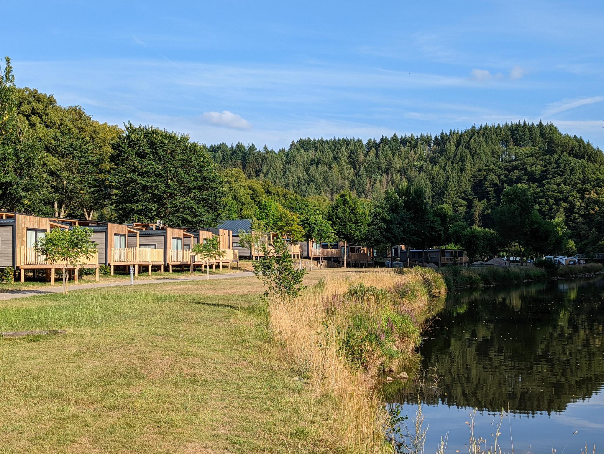 Kampeerplaats Comfort aan het water 2