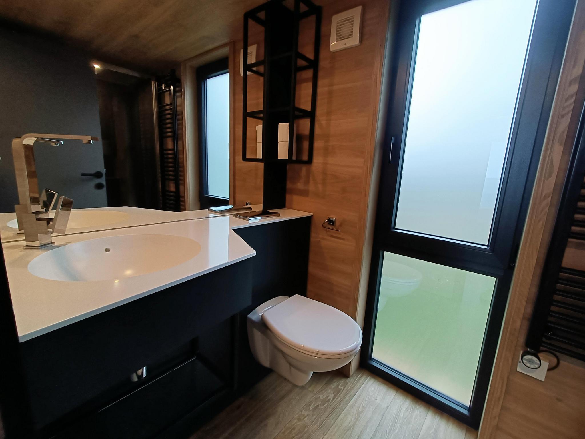 Tiny House 2 3