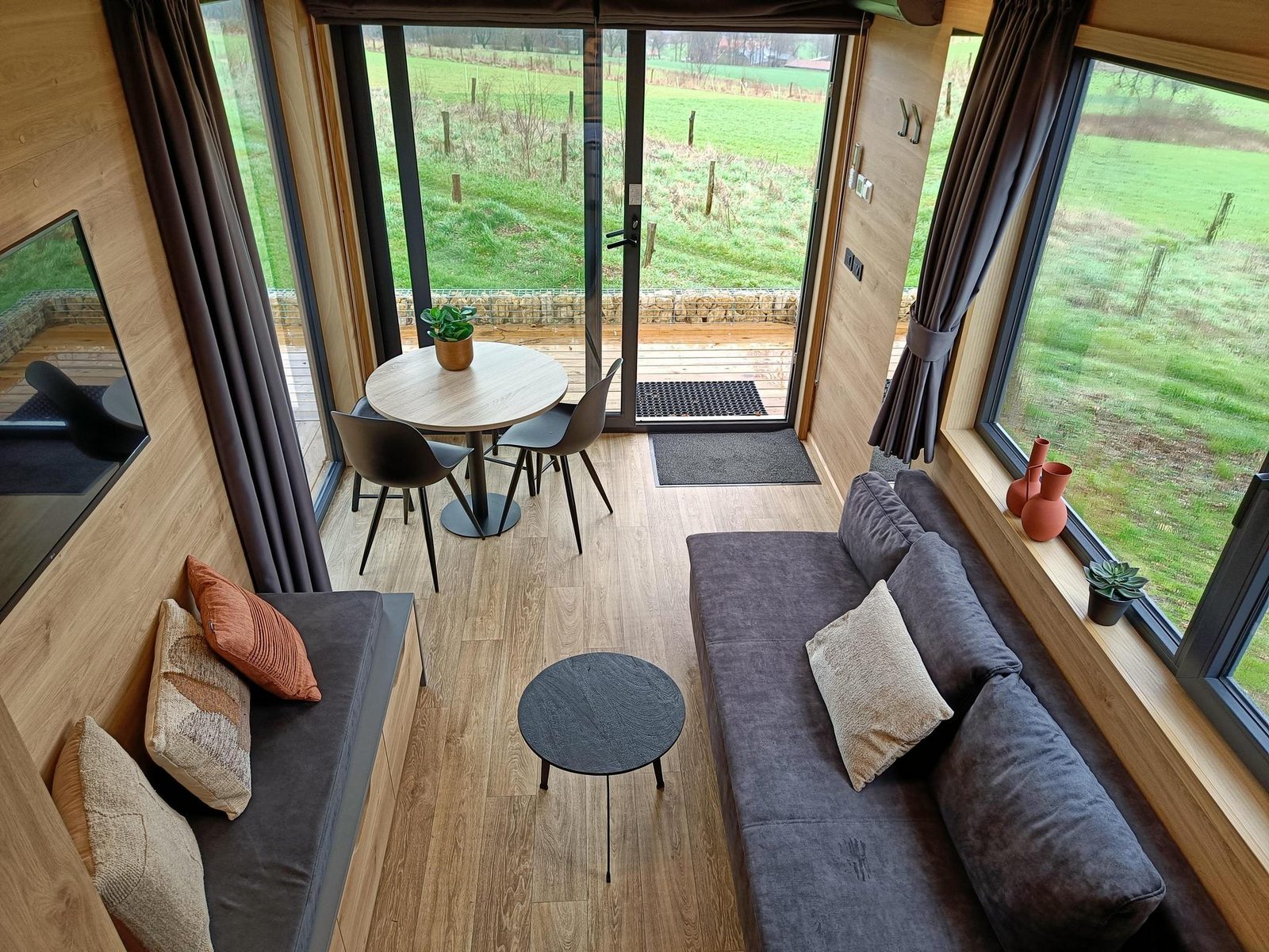 Tiny House 2