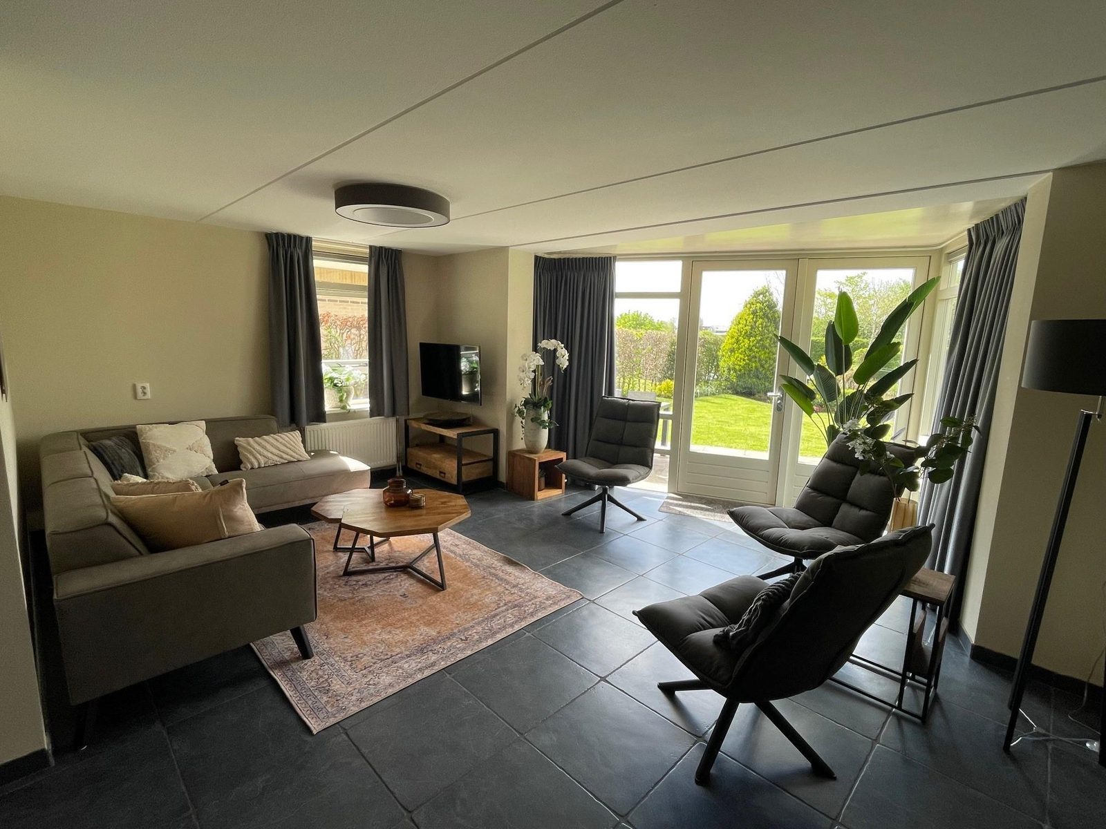 Dijkvilla 6