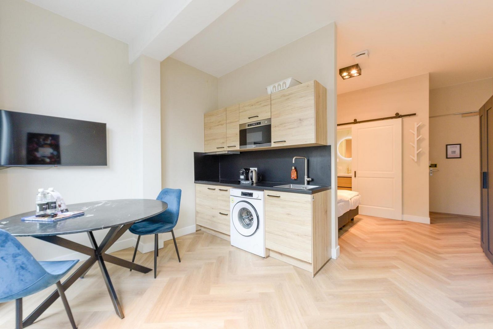 Novallure Hofvliet Short Stay Apartments - Grote studio met buitenruimte - Achterzijde