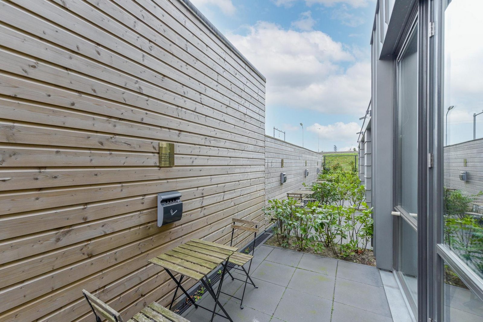 Novallure Hofvliet Short Stay Apartments - Grote studio met buitenruimte - Achterzijde