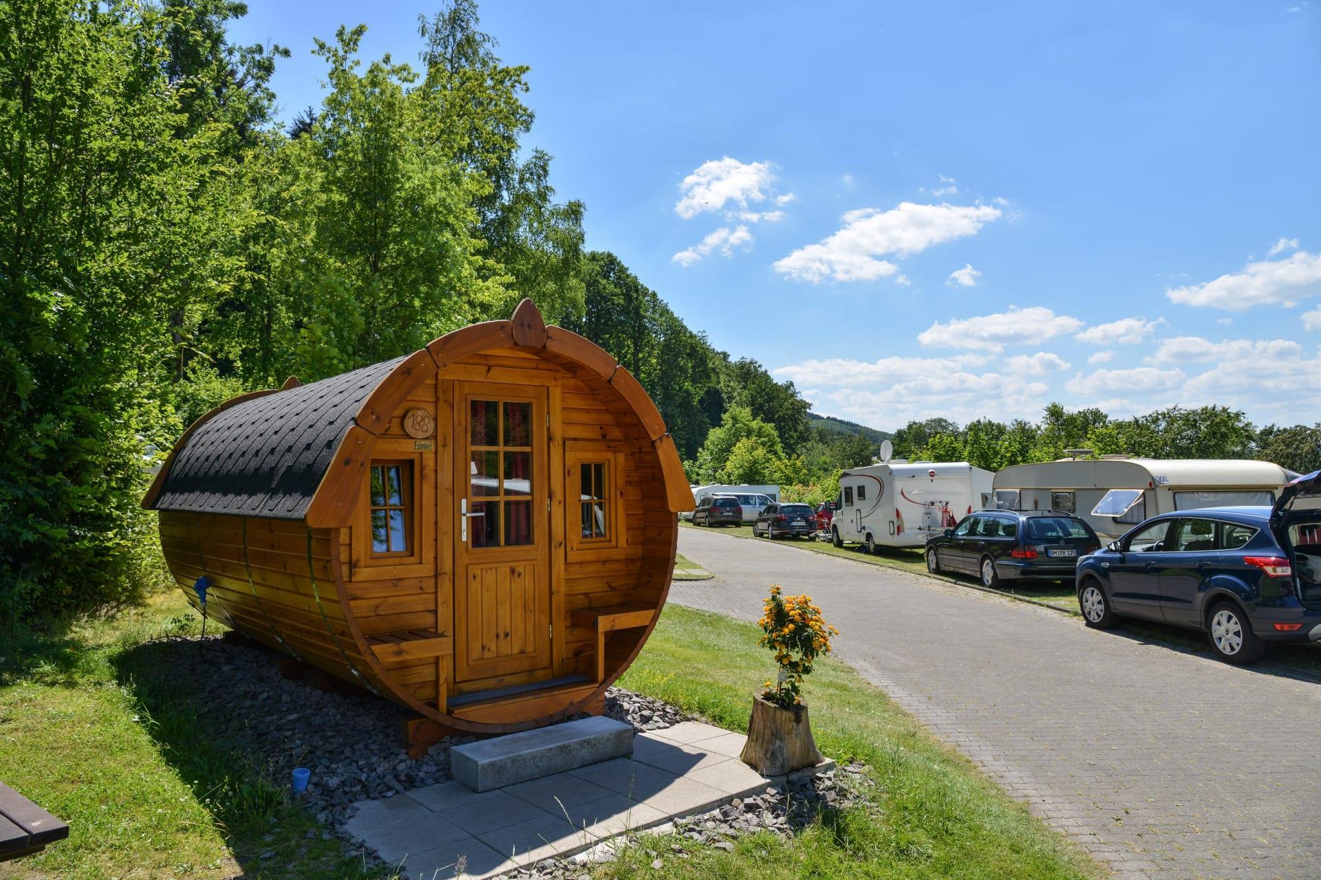 Hiker's hut 2+2 5