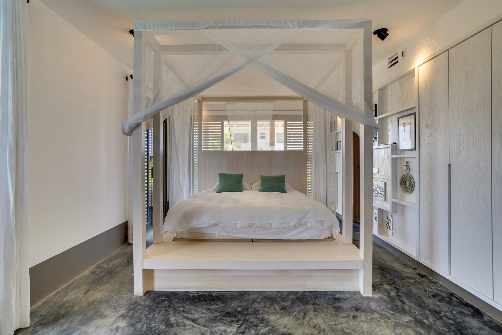 Sunset Cove Retreat