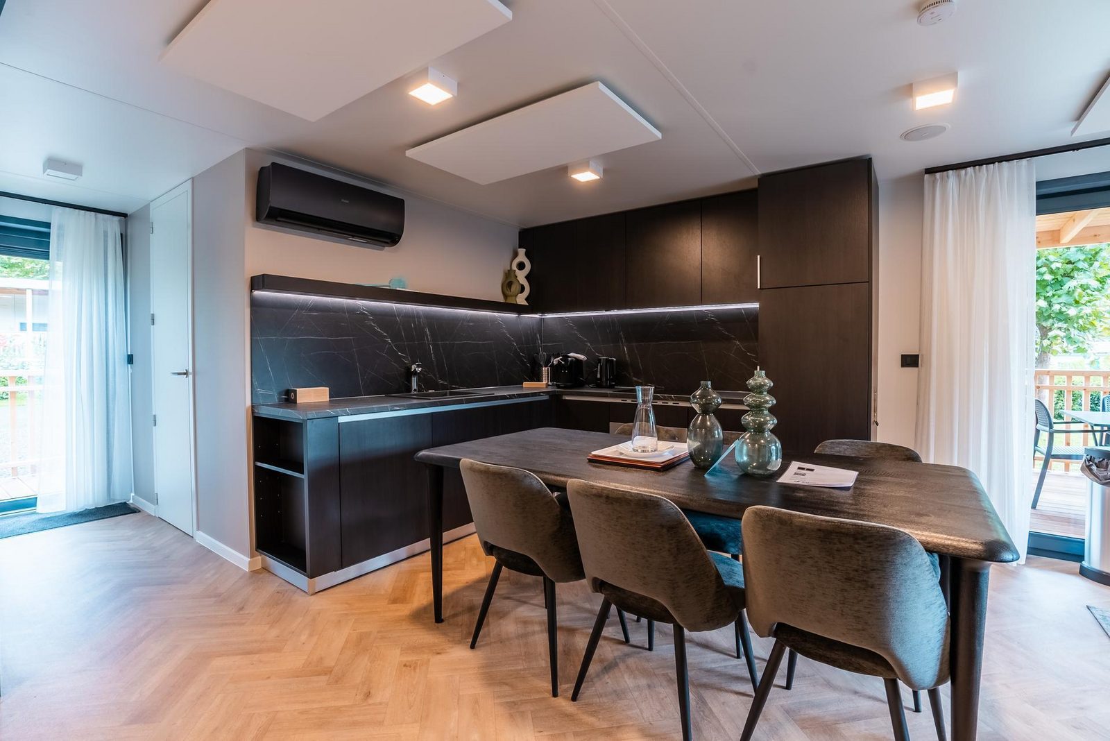 Wulfenia Waterfront 6