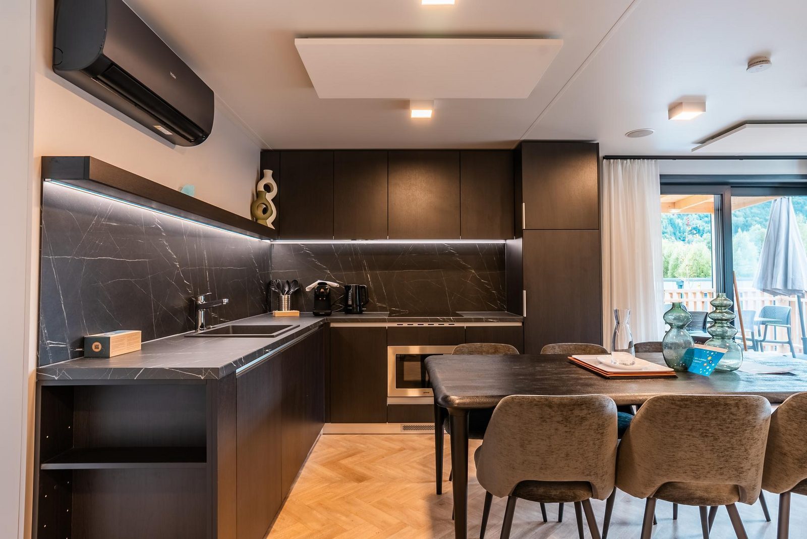 Wulfenia Waterfront 6