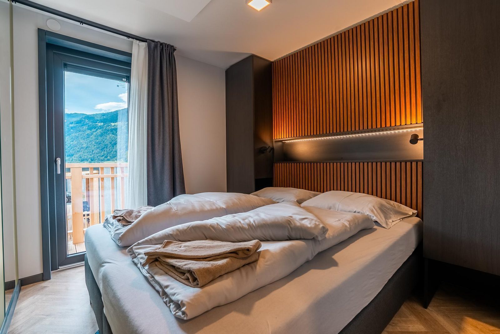 Wulfenia Waterfront 6
