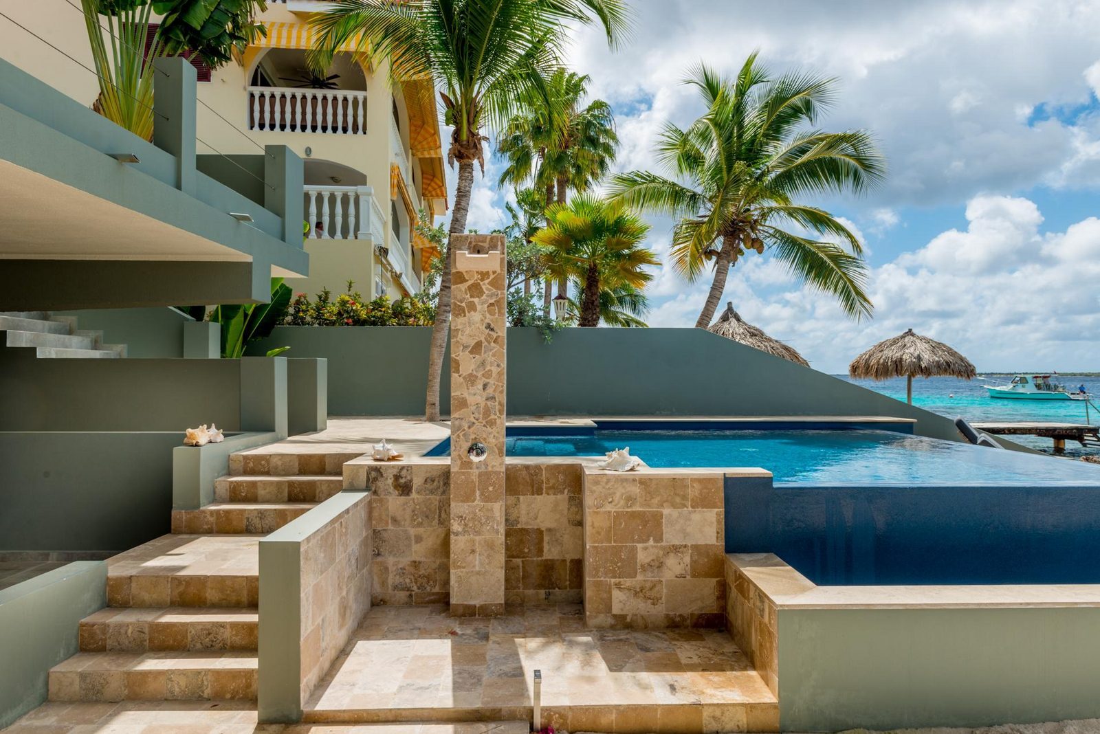 Ocean Front Escape