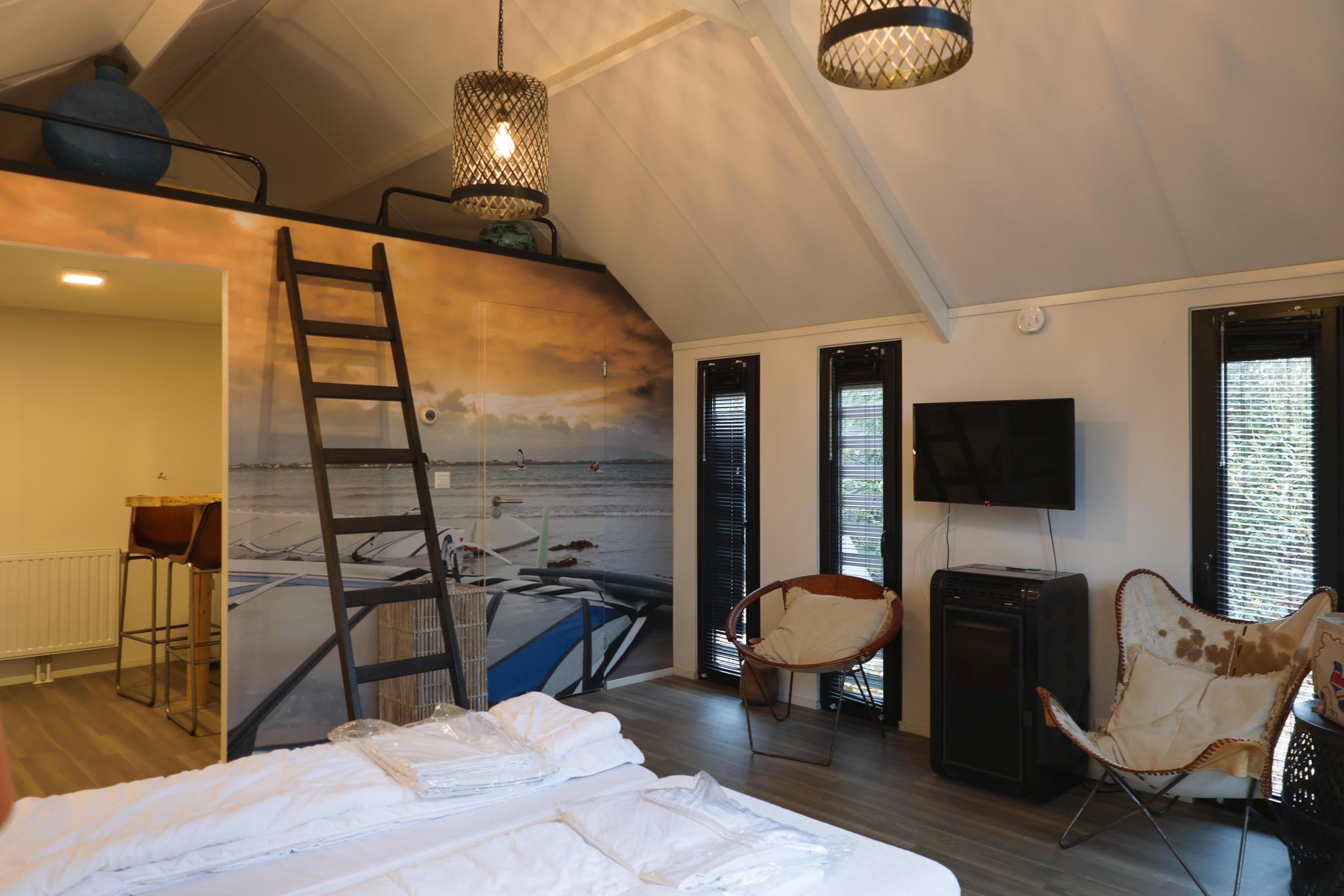 Tiny Beach House 2 3