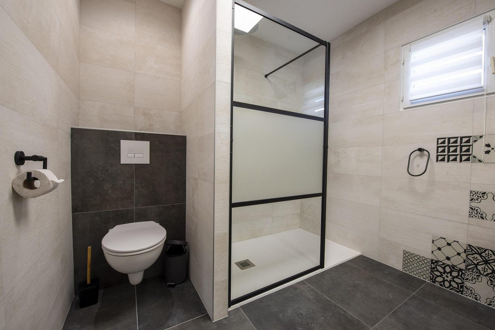Acacia 6 avec piscine et jacuzzi
