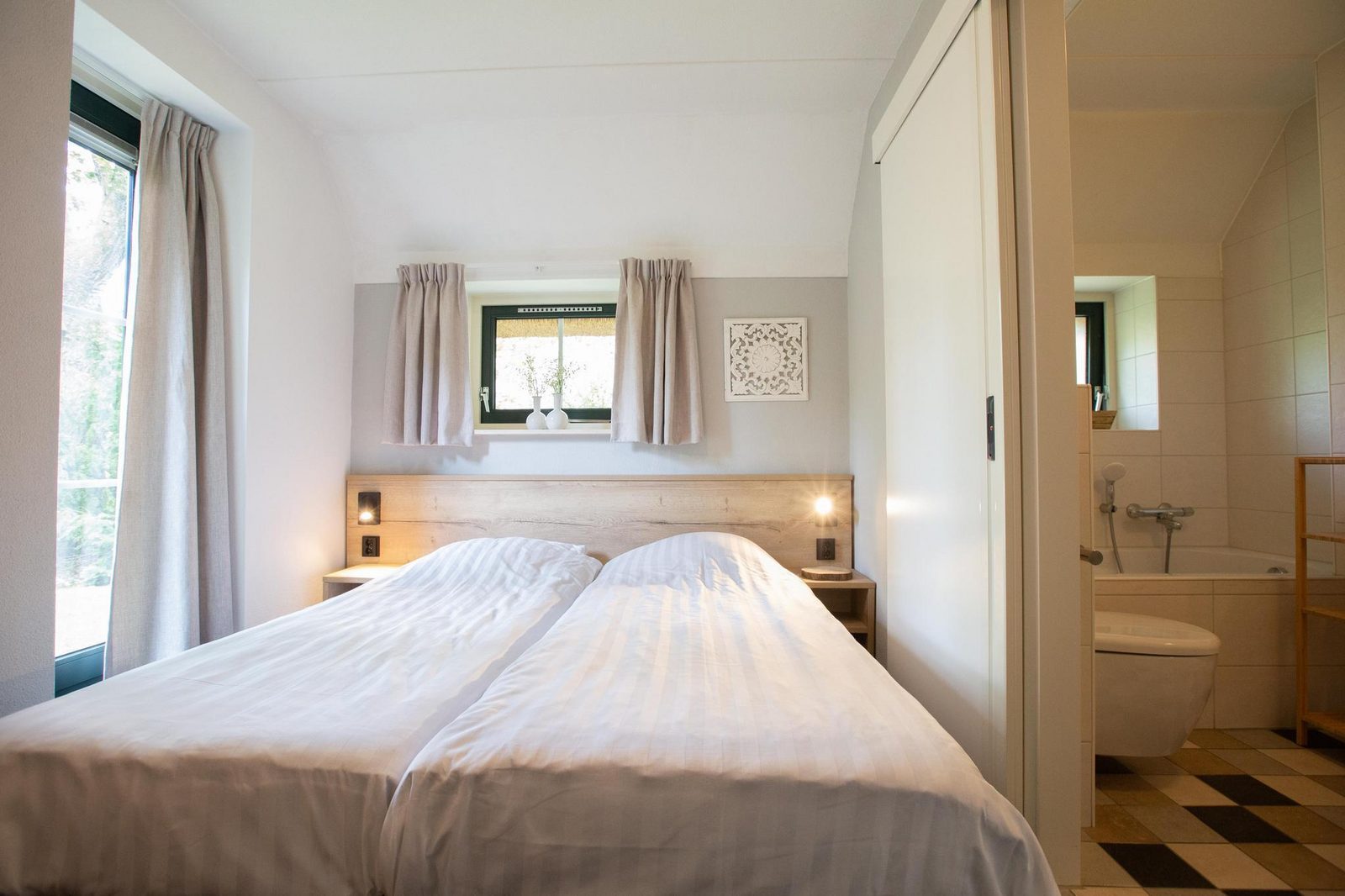 Stuifzand Wellness Outdoor Bungalow Deluxe mit Bettstee | 6+2 Personen