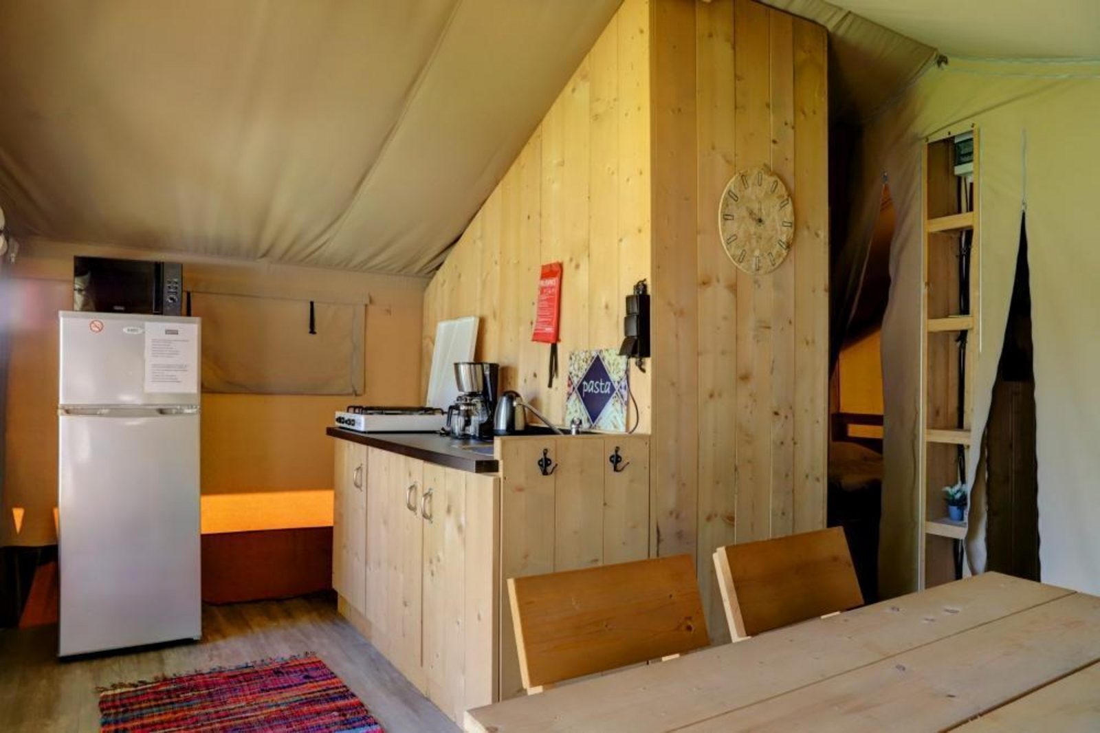 Tentes safari avec sanitaires 5 pers.