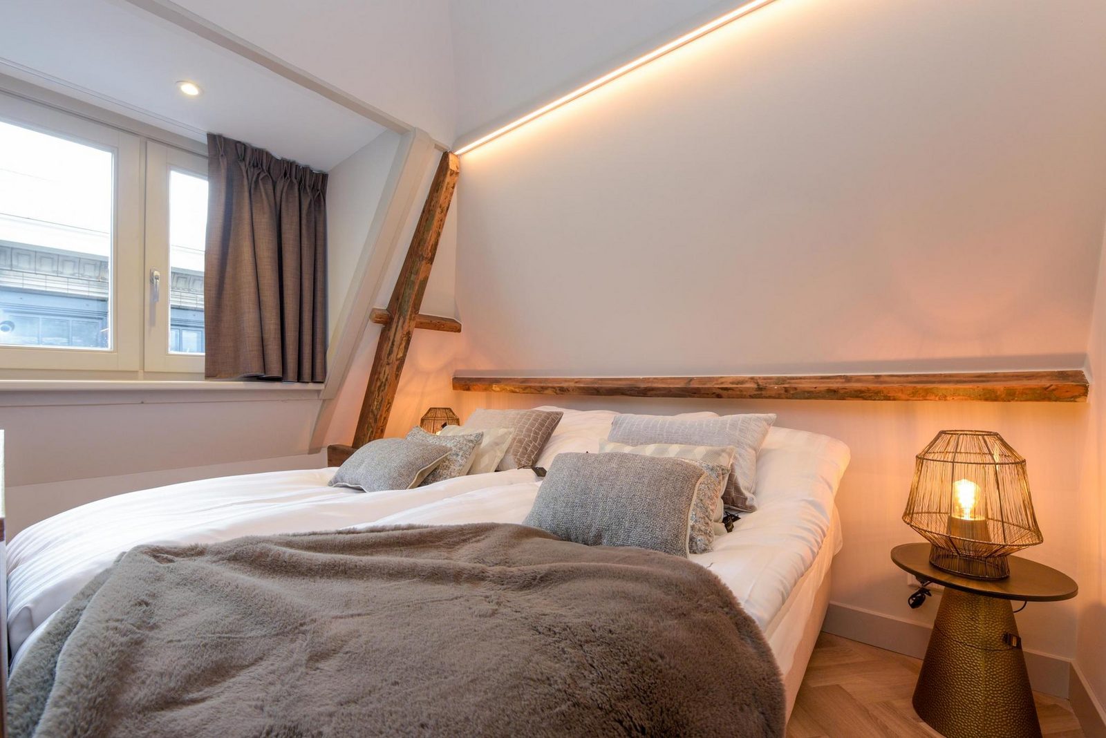Hotel Novallure City Centre - Kamer met eenpersoonsbedden en kitchenette