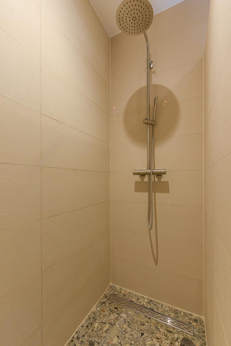 Hotel Novallure City Centre - Kamer met eenpersoonsbedden en balkon