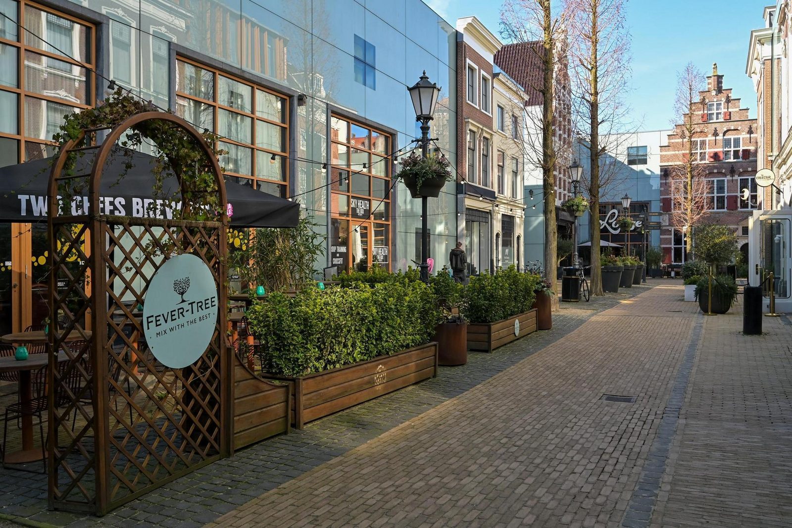 Novallure Downtown - Luxe suite met buitenruimte