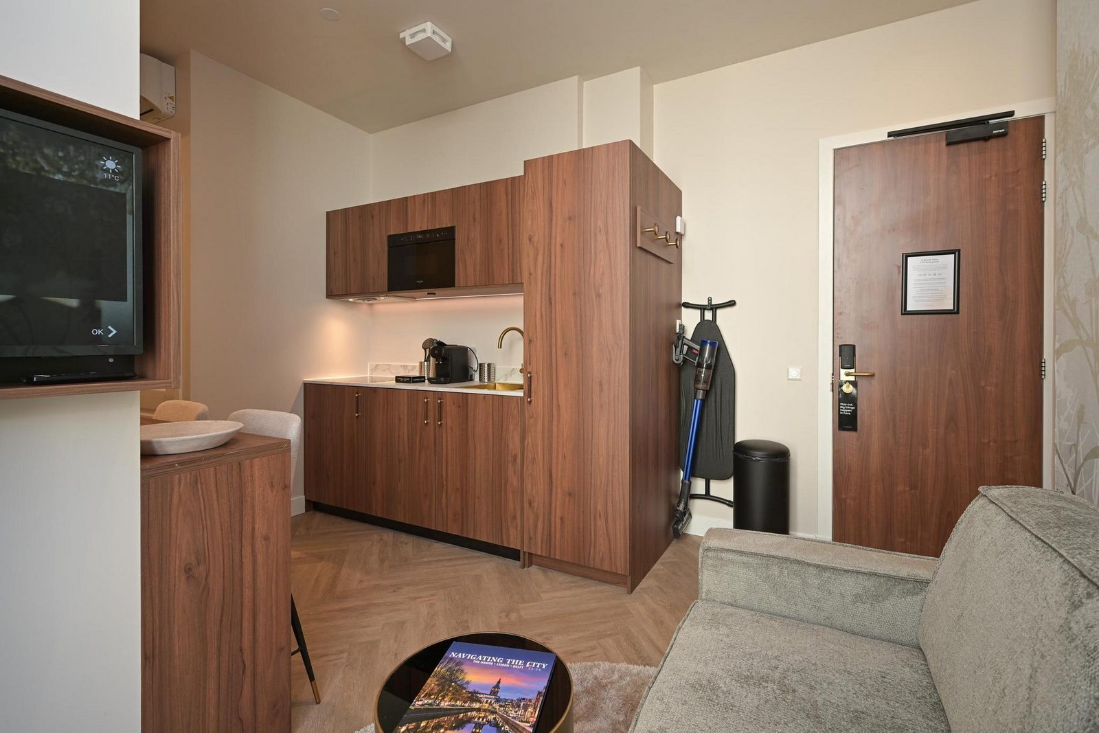 Novallure Downtown - Luxe suite met buitenruimte