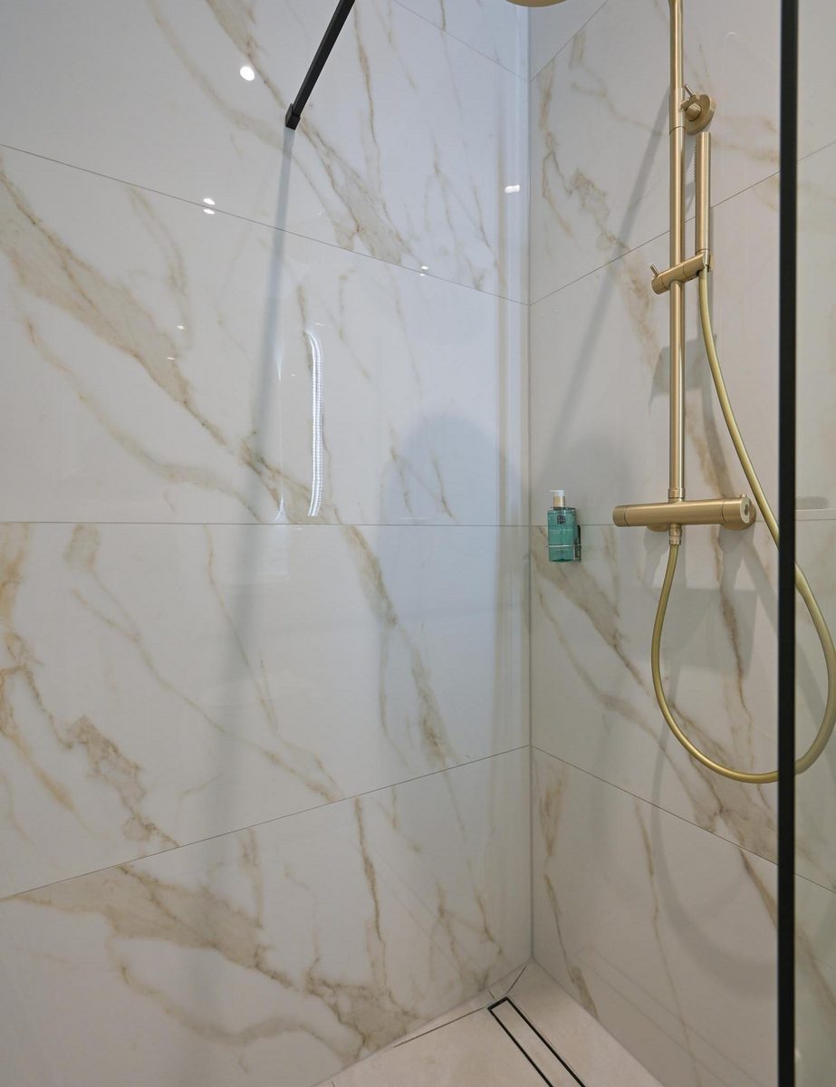 Novallure Downtown - Luxe suite met buitenruimte