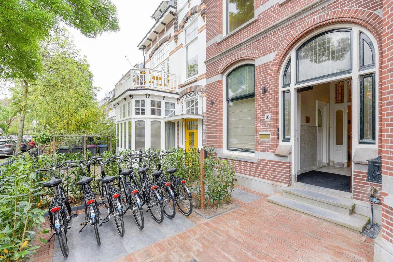 Novallure Villa Margaretha - Studio met buitenruimte
