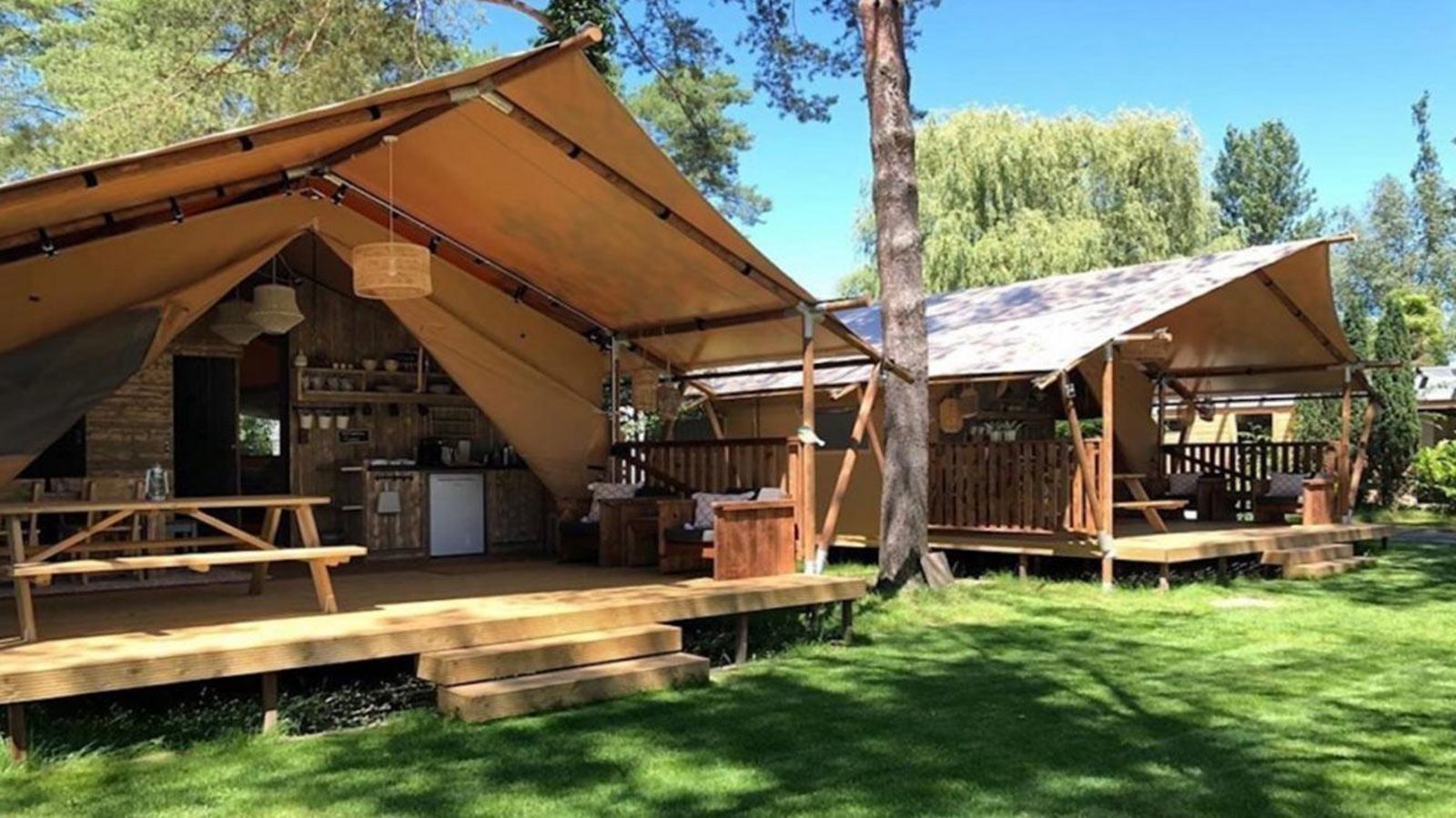 Safari Lodge B