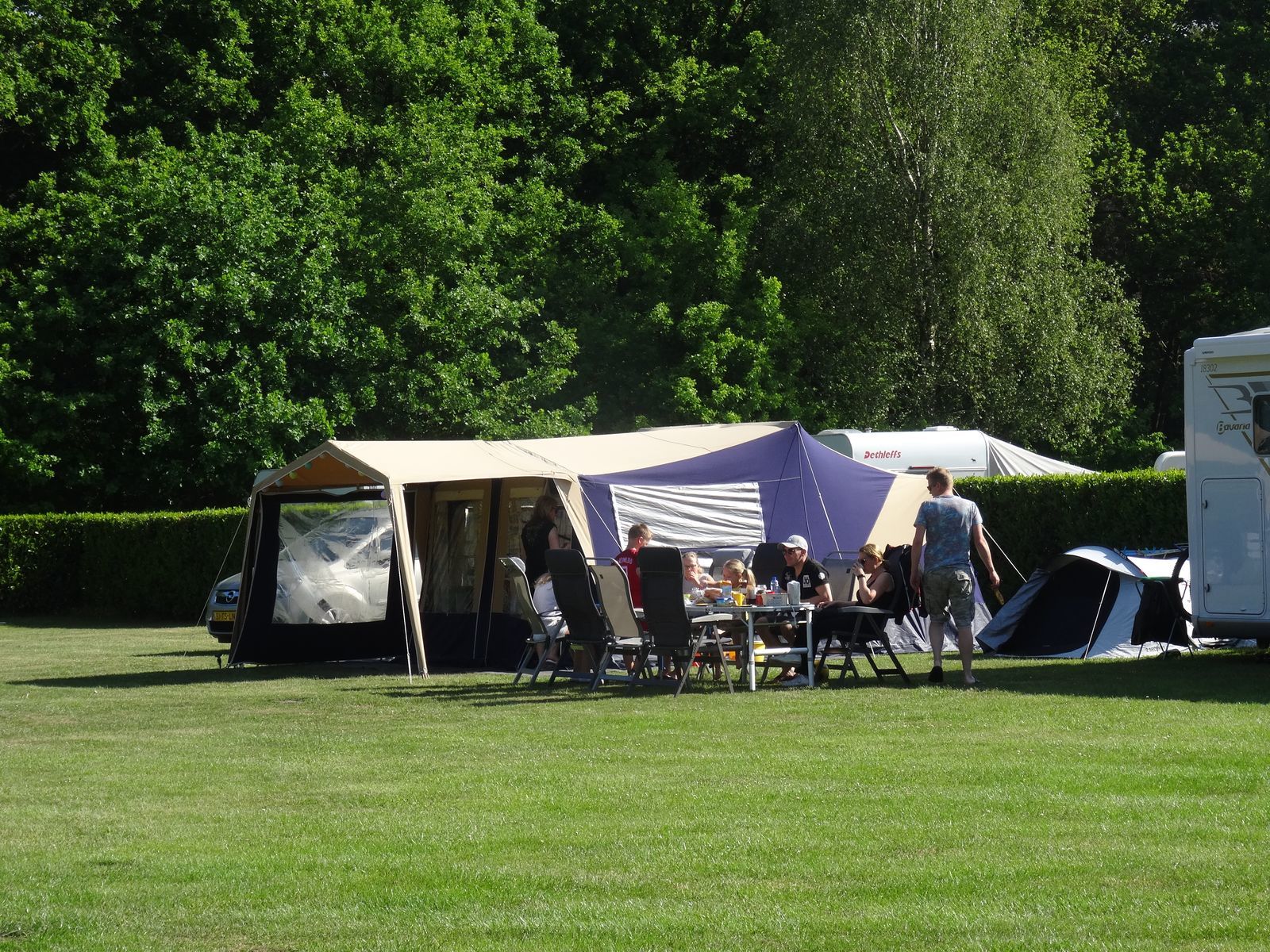 Camping-Stellplatz des Typs "Plus"