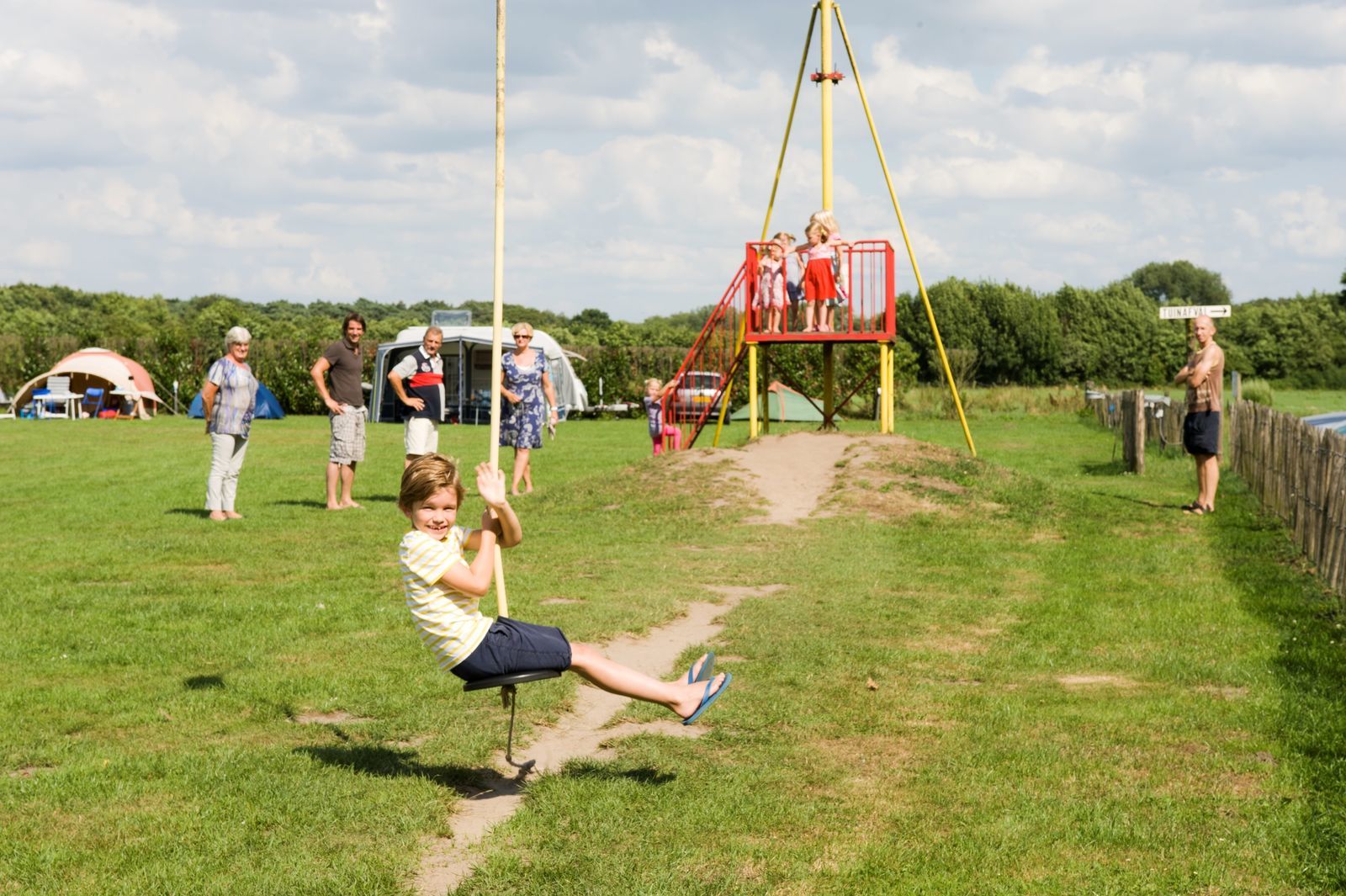 Camping-Stellplatz des Typs "Plus"