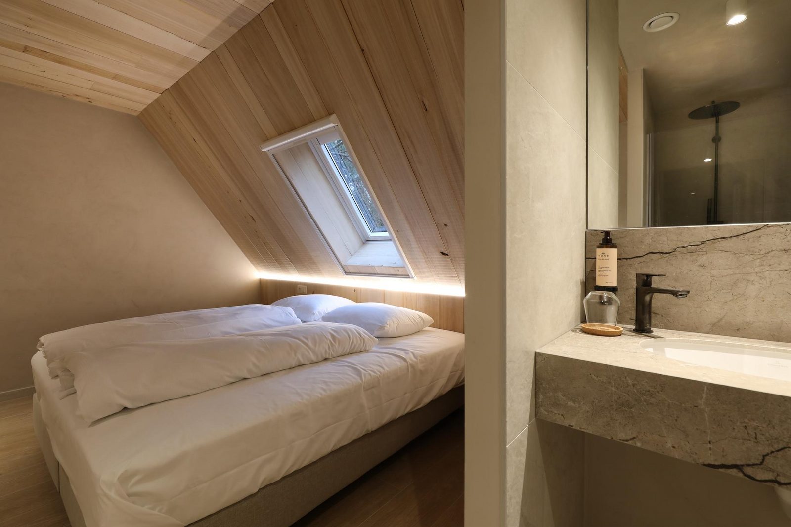 Lodge with Jacuzzi | 8 persons