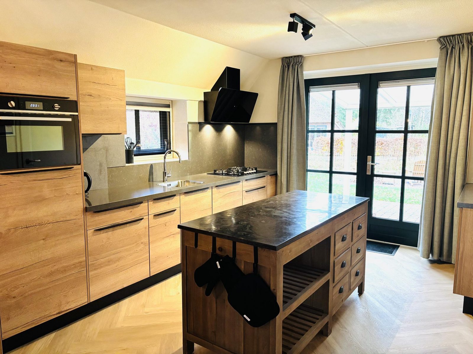 Stuifzand Wellness Outdoor Bungalow Deluxe met Bedstee | 6+2 personen