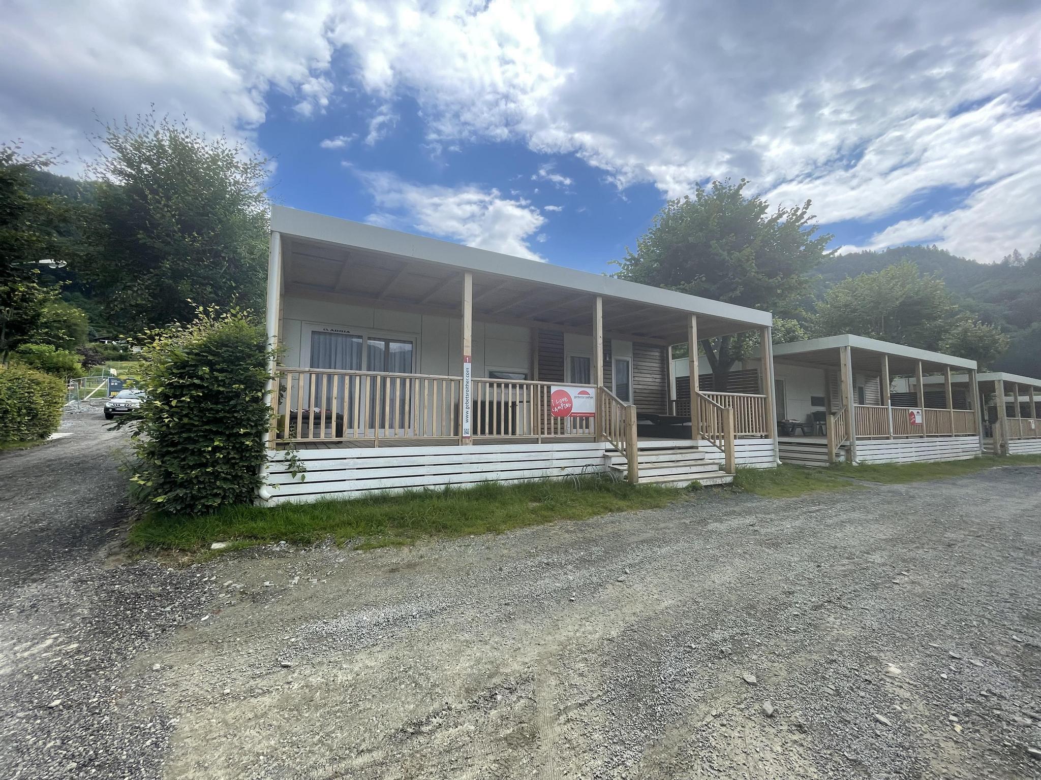 Cottage Whirlpool 4 5