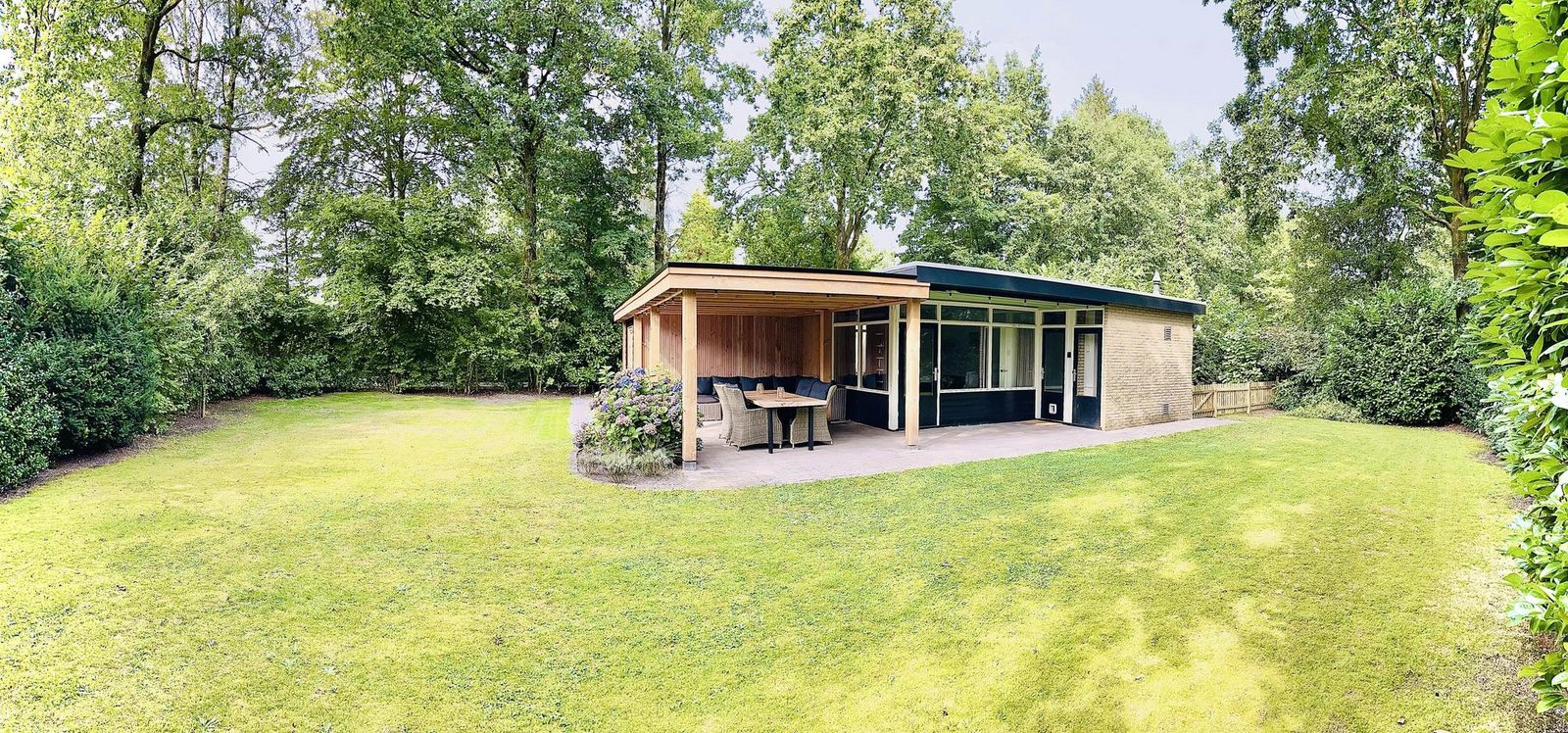 Bungalow 098