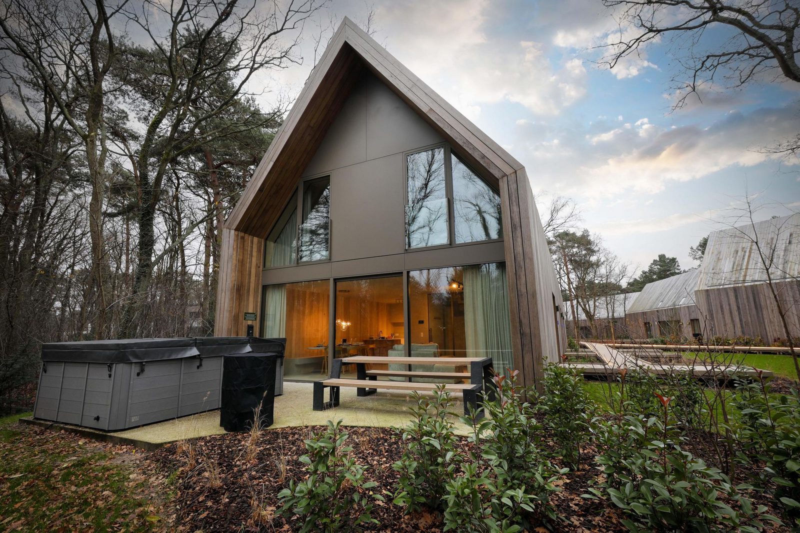 Lodge with Jacuzzi | 8 persons