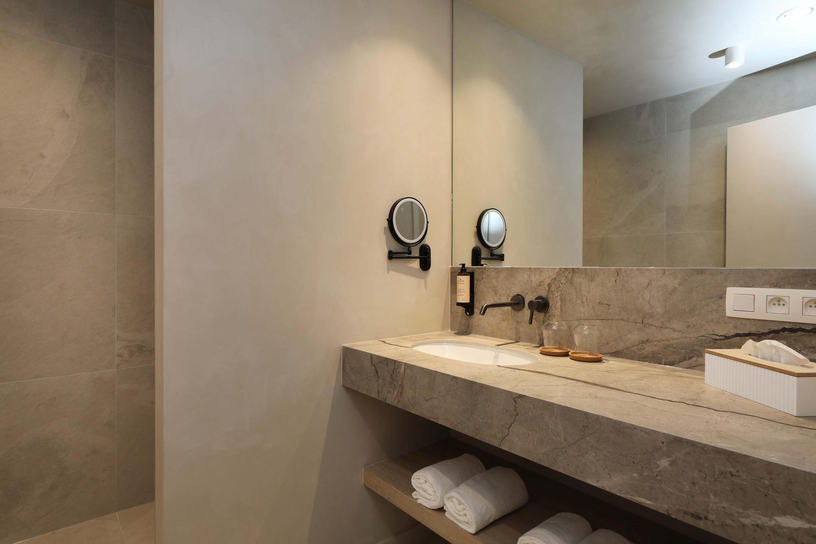 Villa Lodge with Jacuzzi | 8 people