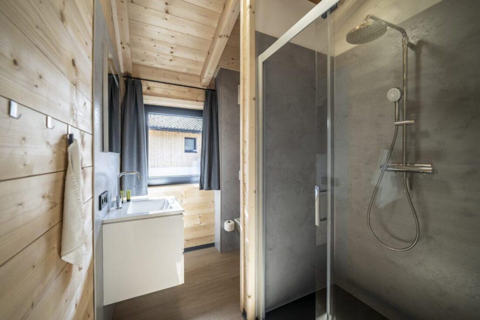 Nature Chalet 4-6C