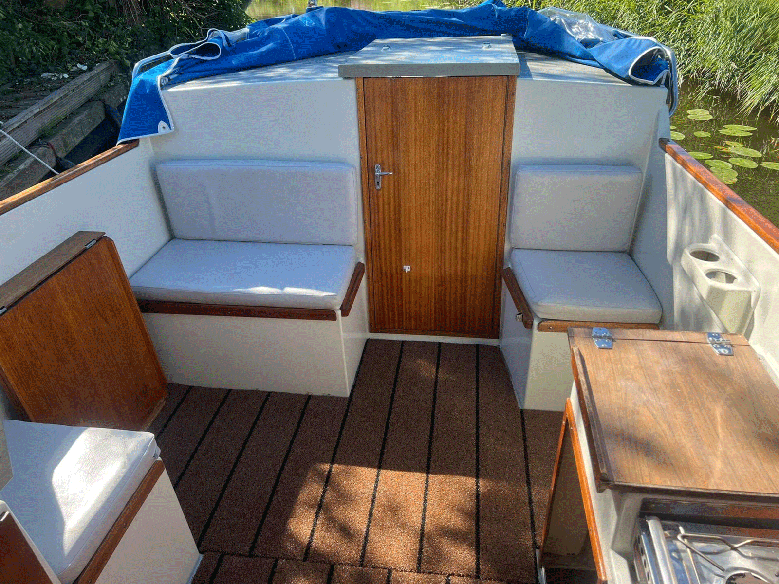 Saga 27 AC
