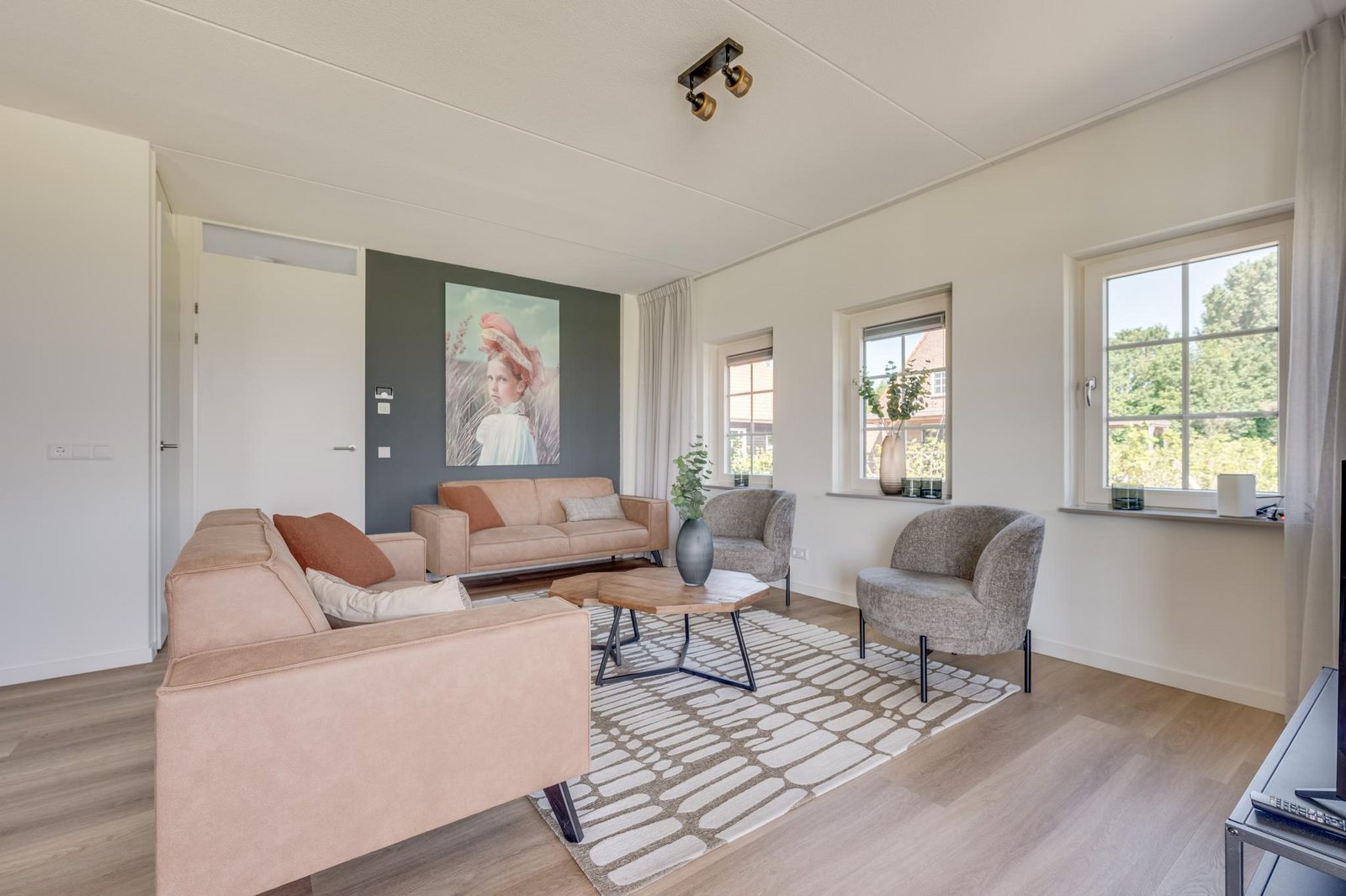 Villa Parijs mit Hottub & Fasssauna