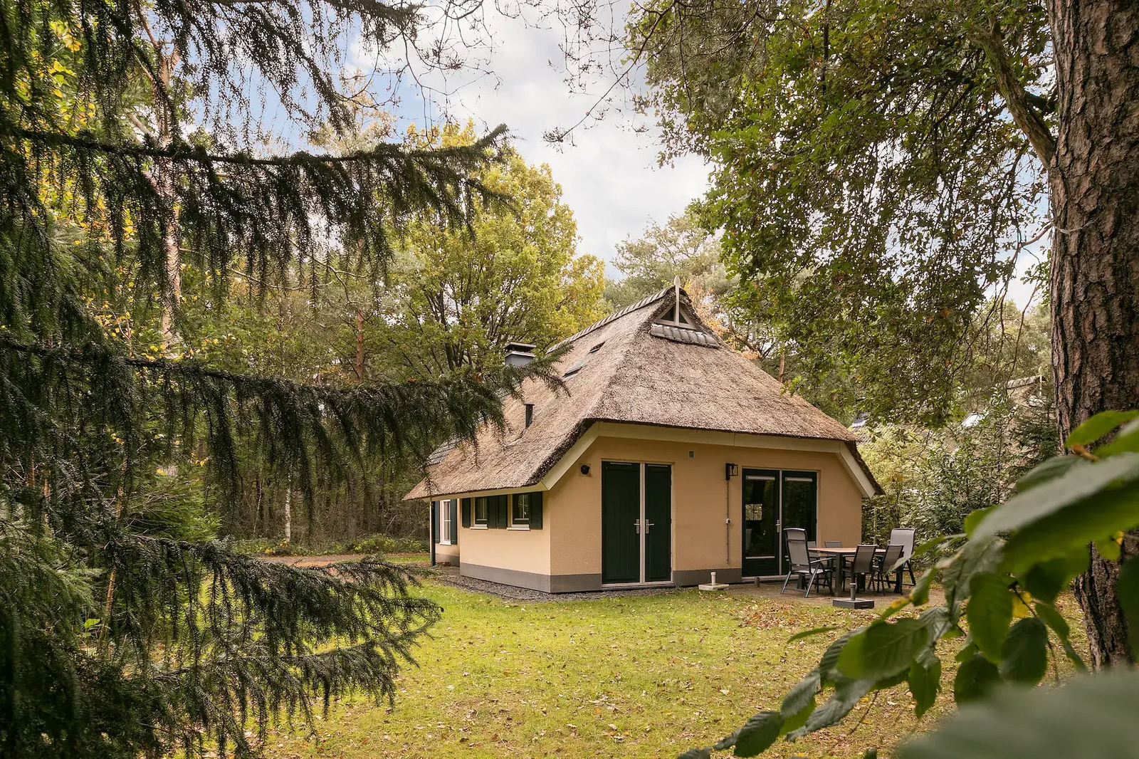 Esdorp Bungalow mit Alkoven | 4+2 Personen