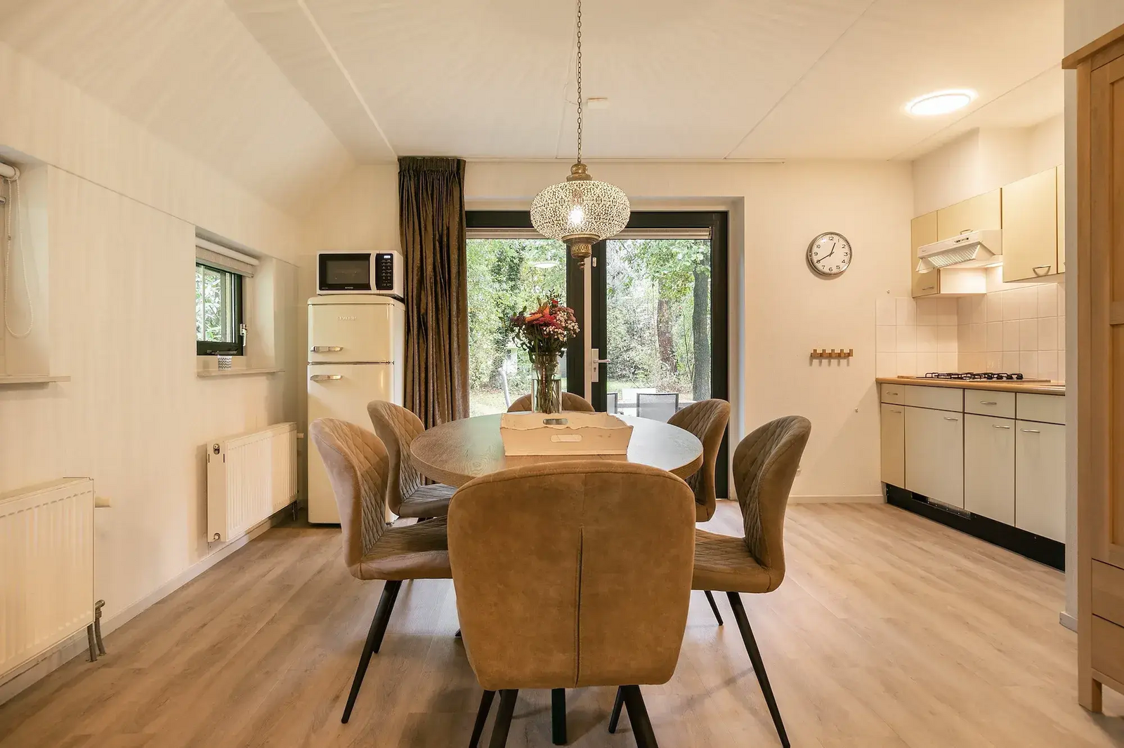 Esdorp Bungalow mit Alkoven | 4+2 Personen