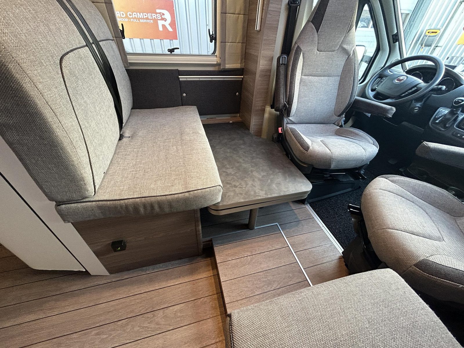 RQH595 - Knaus Live Wave 650 MX