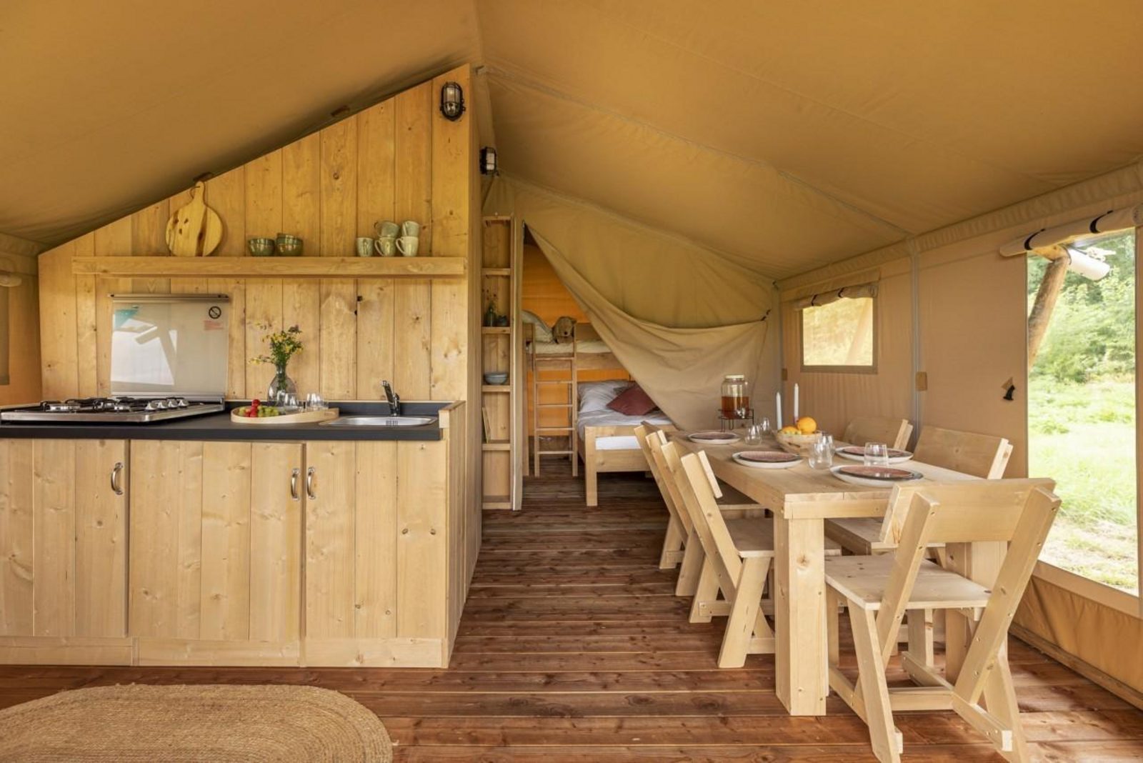 Comet 27 Lodges