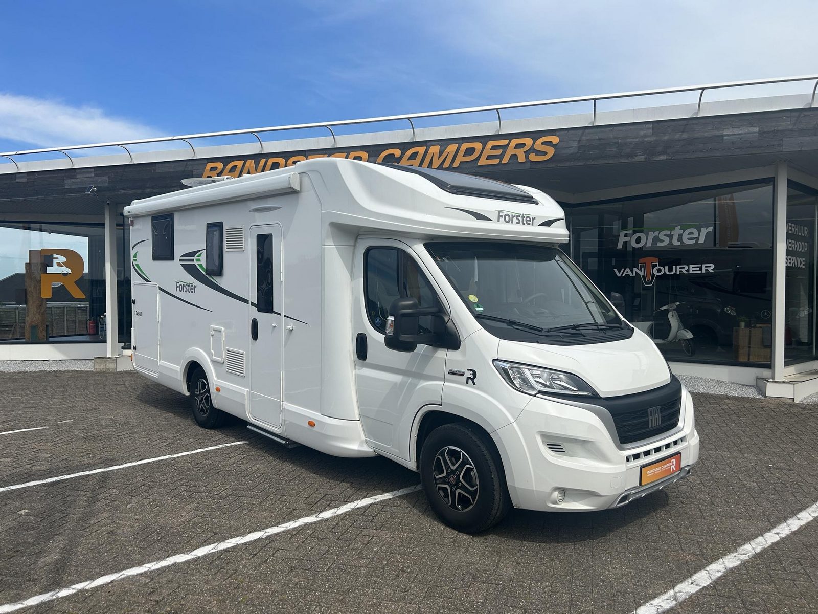 RQH074 - Forster T741QB