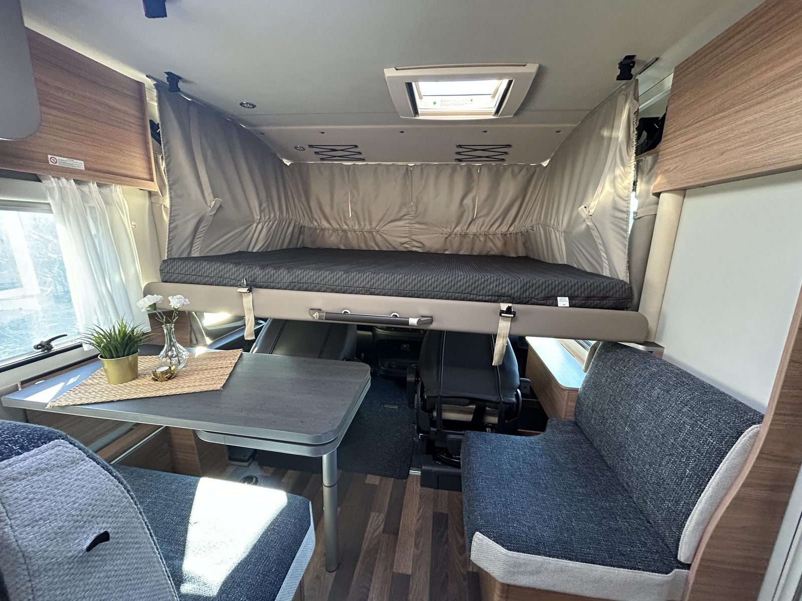 RIH740 -  Weinsberg Cara Core 700 MEG